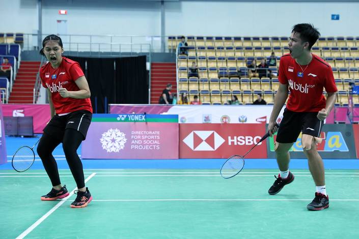 Selebrasi kemenangan Daniel Marthin/Indah Cahya Sari Jamil (Indonesia). Selebrasi kemenangan Daniel Marthin/Indah Cahya Sari Jamil (Indonesia).