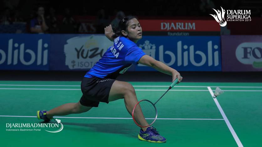 Gregoria Mariska Tunjung (Mutiara Cardinal) menyambut pengembalian.