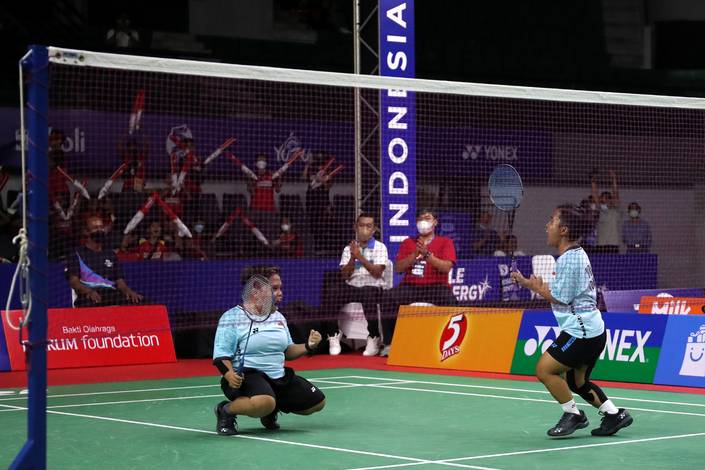 Rina Marlina/Irianti Yunia Widya (Djarum Badminton)