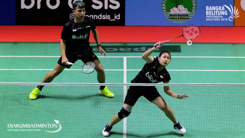 Rinov Rivaldy/Phita Haningtyas Mentari (INA) bersiap menyambut pengembalian. Rinov Rivaldy/Phita Haningtyas Mentari (INA) bersiap menyambut pengembalian.