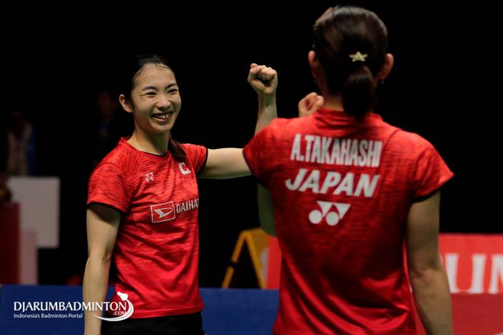Selebrasi kemenangan Misaki Matsutomo/Ayaka Takahashi (Jepang). Selebrasi kemenangan Misaki Matsutomo/Ayaka Takahashi (Jepang).