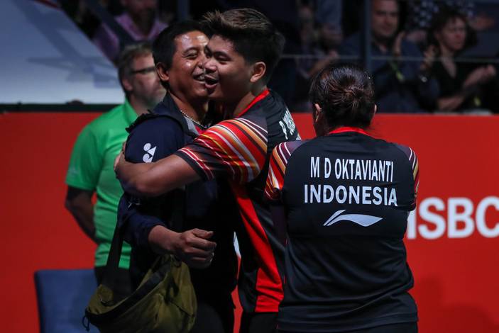 Pelatih ganda campuran Indonesia, Nova Widianto (kiri). Pelatih ganda campuran Indonesia, Nova Widianto (kiri).