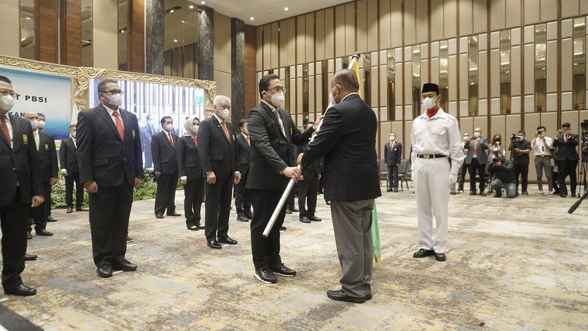 Ketua Umum PP PBSI periode 2020-2024, Agung Firman Sampurna berserta seluruh jajarannya resmi dilantik, Jumat (9/4). (Foto: PP PBSI) Ketua Umum PP PBSI periode 2020-2024, Agung Firman Sampurna berserta seluruh jajarannya resmi dilantik, Jumat (9/4). (Foto: PP PBSI)