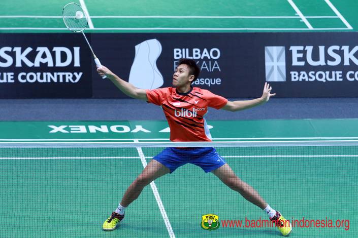 Ade Resky Dwicahyo, pemain asal Indonesia yang membela Azerbaijan. Ade Resky Dwicahyo, pemain asal Indonesia yang membela Azerbaijan.