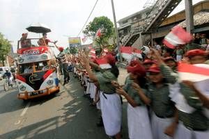 Kirab Liliyana Natsir dan Tontowi Ahmad di Kudus (Foto: Edward Luhukay)