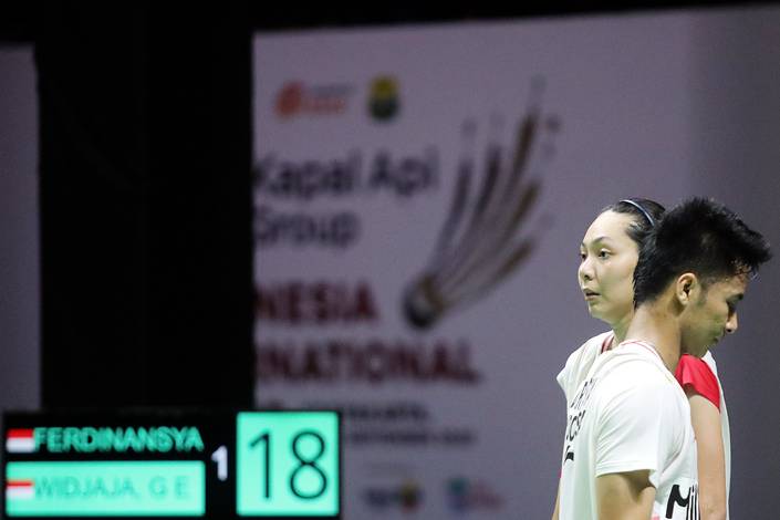 Gloria Emanuelle Widjaja & Dejan Ferdinansyah (Djarum Badminton) Gloria Emanuelle Widjaja & Dejan Ferdinansyah (Djarum Badminton)