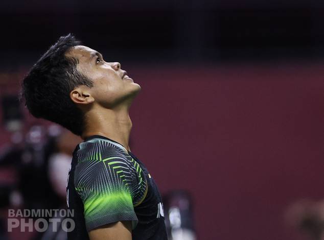Ekspresi kekecewaan tunggal putra Indonesia, Anthony Sinisuka Ginting. (Copyright: Badmintonphoto | Courtesy of BWF)