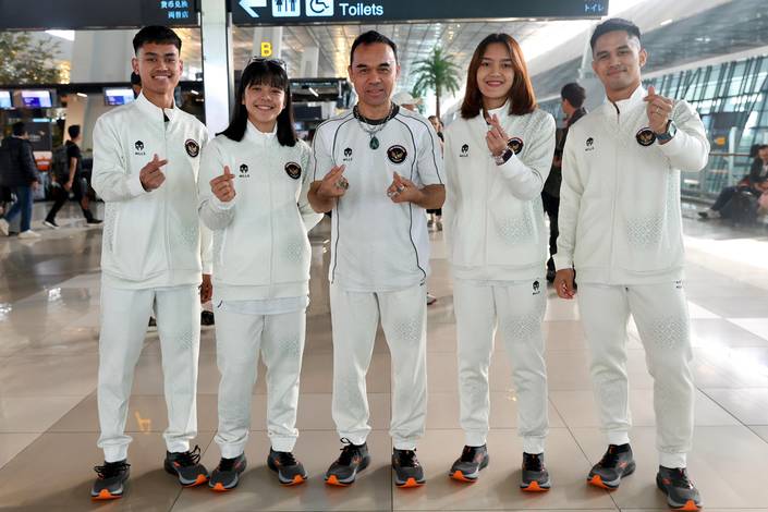 Skuad ganda campuran Indonesia pada SEA Games Thailand 2025 (Humas PP PBSI)