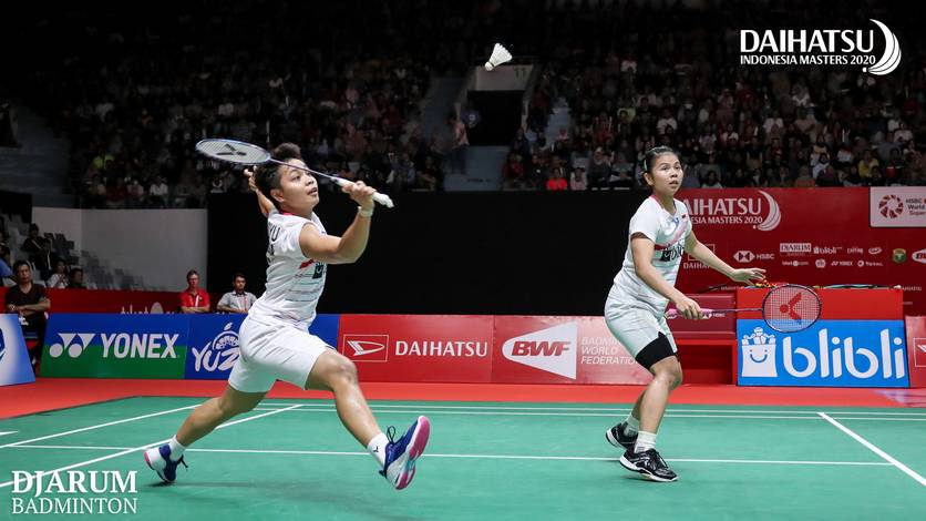 Greysia Polii/Apriyani Rahayu (Indonesia) menyambut pengembalian. Greysia Polii/Apriyani Rahayu (Indonesia) menyambut pengembalian.