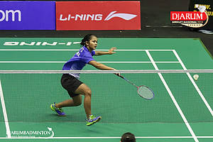 Gina Revina Aristy (Mutiara Cardinal) menyambut pengembalian.