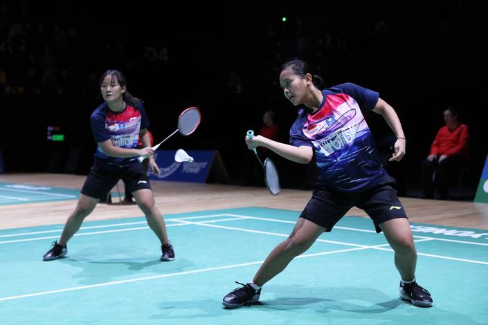 Agatha Imanuela/Siti Fadia Silva Ramadhanti (Indonesia) bersiap menghadang serangan. Agatha Imanuela/Siti Fadia Silva Ramadhanti (Indonesia) bersiap menghadang serangan.