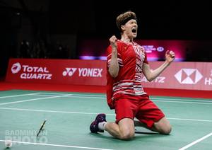 Selebrasi kemenangan Anders Antonsen (Denmark). (Copyright: Badmintonphoto | Courtesy of BWF)