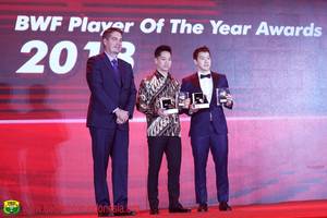 Kevin Sanjaya Sukamuljo/Marcus Fernaldi Gideon (Indonesia) saat mendapatkan penghargaan pebulutangkis pria terbaik 2018 lalu.