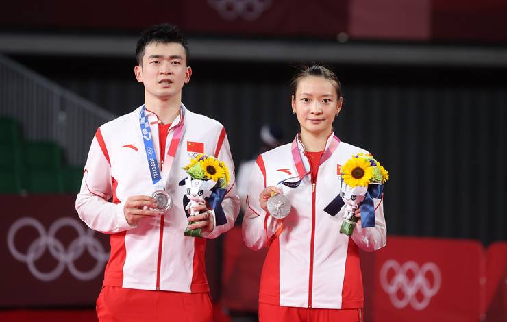 Zheng Si Wei/Huang Ya Qiong (Tiongkok) berhasil meraih medali perak Olimpiade Tokyo 2020. (Foto: BADMINTONPHOTO - Yves Lacroix) Zheng Si Wei/Huang Ya Qiong (Tiongkok) berhasil meraih medali perak Olimpiade Tokyo 2020. (Foto: BADMINTONPHOTO - Yves Lacroix)