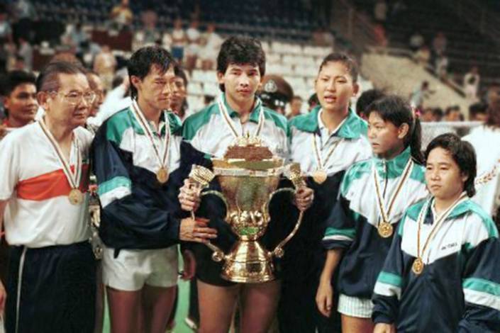 Tim Indonesia Ketika Menjuarai Piala Sudirman Tahun 1989 (foto: Historia.id) Tim Indonesia Ketika Menjuarai Piala Sudirman Tahun 1989 (foto: Historia.id)