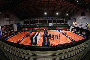 Suasana persiapan Djarum Sirkuit Nasional Li-ning Nusa Tenggara Barat 2019 di GOR 17 Desember.