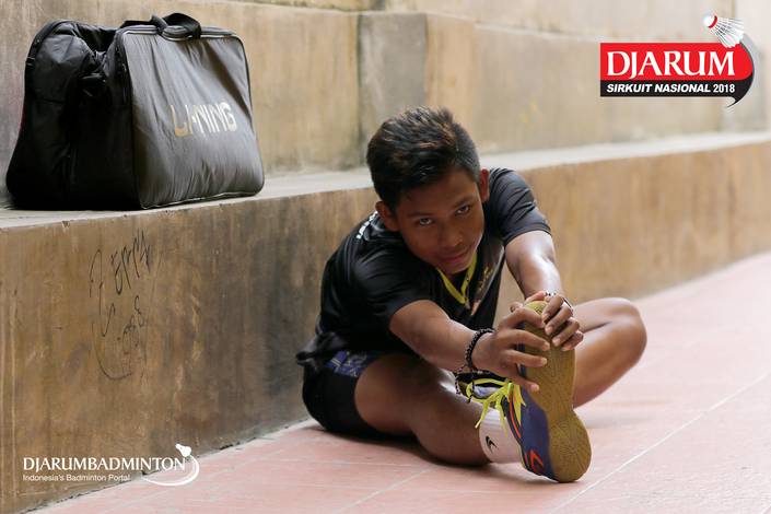 Muhammad Ryansyah Rani Saputra (Berkat Abadi Banjarmasin) melakukan pendinginan usai bertanding. Muhammad Ryansyah Rani Saputra (Berkat Abadi Banjarmasin) melakukan pendinginan usai bertanding.