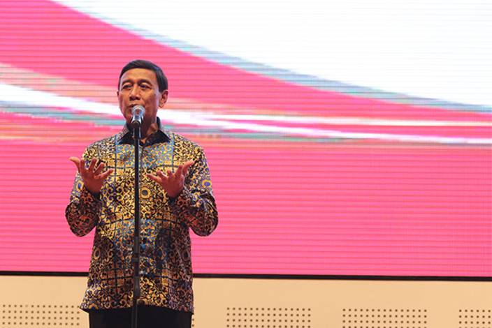 Ketua Umum Pengurus Pusat Persatuan Bulutangkis Seluruh Indonesia (PP PBSI), Wiranto.