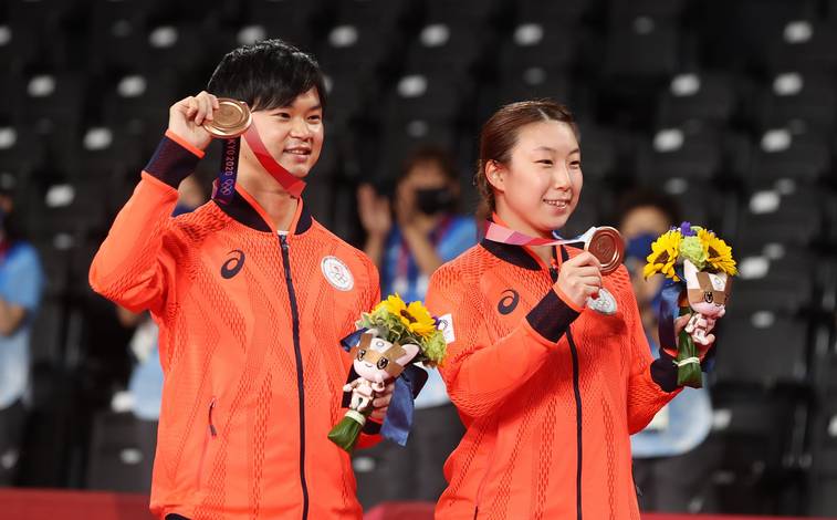 Ganda campuran Jepang, Yuta Watanabe/Arisa Higashino berhasil mendulang medali perunggu Olimpiade Tokyo 2020. (Foto: BADMINTONPHOTO - Shi Tang) Ganda campuran Jepang, Yuta Watanabe/Arisa Higashino berhasil mendulang medali perunggu Olimpiade Tokyo 2020. (Foto: BADMINTONPHOTO - Shi Tang)
