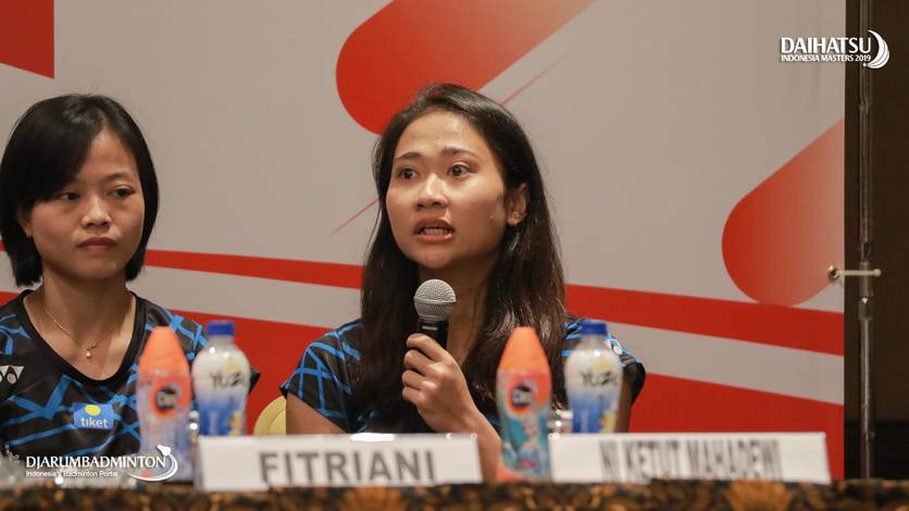 Ni Ketut Mahadewi Istarani (kanan) saat menghadiri konfrensi pers Daihatsu Indonesia Masters 2020 BWF World Tour Super 500. Ni Ketut Mahadewi Istarani (kanan) saat menghadiri konfrensi pers Daihatsu Indonesia Masters 2020 BWF World Tour Super 500.