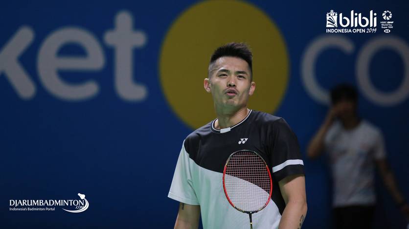Lin Dan (Tiongkok) saat menjalani sesi latihan. Lin Dan (Tiongkok) saat menjalani sesi latihan.