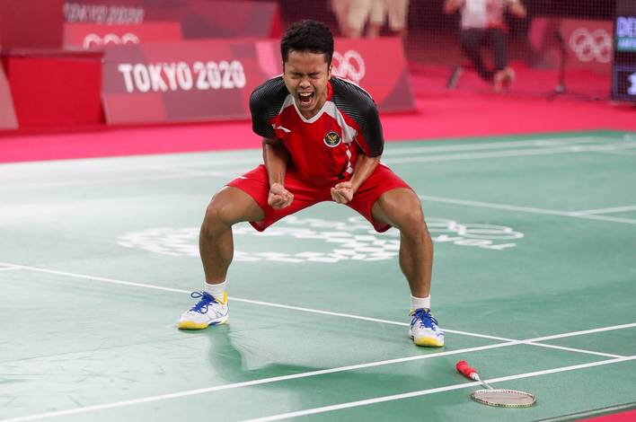Selebrasi kemenangan tunggal putra Indonesia, Anthony Sinisuka Ginting. (Foto: BADMINTONPHOTO - Yves Lacroix) Selebrasi kemenangan tunggal putra Indonesia, Anthony Sinisuka Ginting. (Foto: BADMINTONPHOTO - Yves Lacroix)