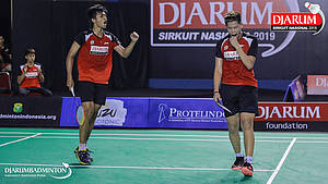Selebrasi kemenangan Ivan Adi Cahyono/Vincentius Suwarland (PB Djarum Kudus).