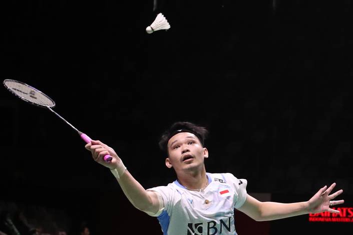 Rinov Rivaldy (Djarum Badminton) Rinov Rivaldy (Djarum Badminton)